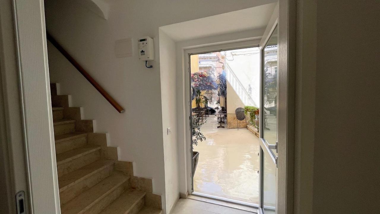 Casa Da Nonna Francy Apartment Syracuse ภายนอก รูปภาพ